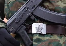 Белорусские военные не будут курить на ходу и держать руки в карманах